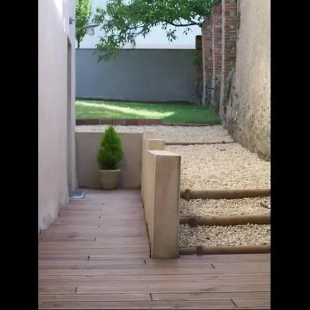 בית נופש House Le Passe Simple ורטו
